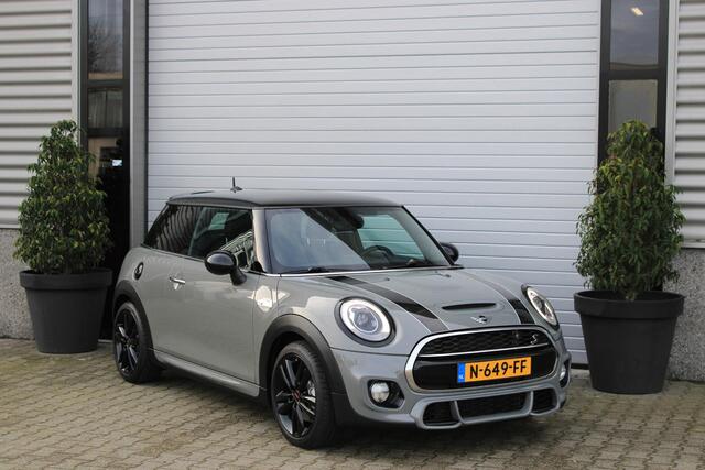 Mini COOPER S Mini 2.0 Chili JCW | Moonwalk Grey | HarmanKardon | Navi Professional | Stoelverwarming | PDC | Dealer Onderhouden