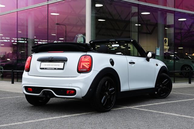 Mini COOPER S Cabrio Chili / Achteruitrijcamera / LED / Stoelverwarming / Cruise Control / Comfortstoelen