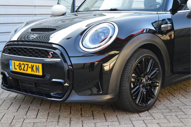 Mini COOPER S Mini 2.0 Classic O.a: Navi, Clima, Cruise, Carplay, Rijklaar, Etc. All-in prijs!