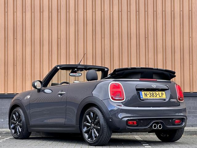 Mini COOPER S Mini Cabrio 2.0 Night Jack Edition | Achteruitrijcamera | Adaptieve Cruise Control | Apple Carplay / Android Auto | Keyless Go/Entry | Head-Up Display | Parkeersensoren | Stoelverwarming |