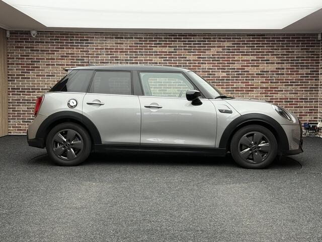 Mini COOPER S Mini 2.0 Essential Garantie tot 11-2027 | Dealer | Camera | Stoelverwarming (verkoper niet te pakken te krijgen JSF22R zelfde)