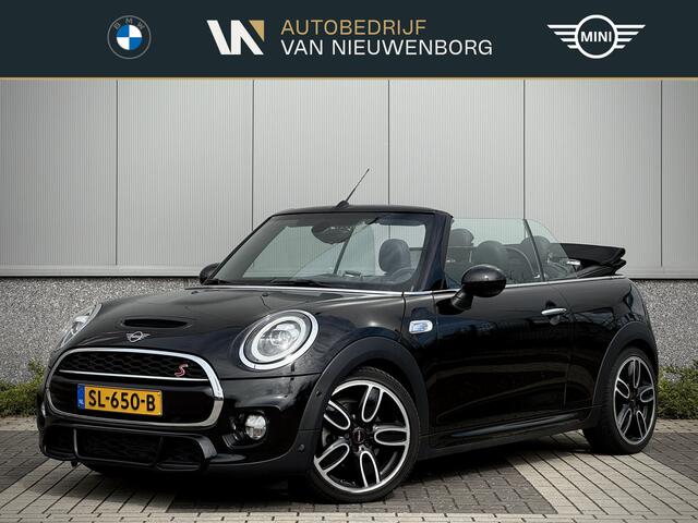 Mini COOPER S Mini Cabrio 2.0 192 pk John Cooper Works YOURS Lederen Sportstoelen | Achteruitrijcamera | Apple Carplay | Keyless Entry | 18 inch JCW L.M. Velgen | Origin. NL 2e Eign. Dealer O.H.
