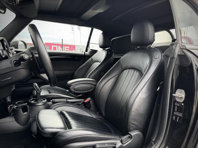 Mini COOPER S Mini Cabrio 2.0 192 pk John Cooper Works YOURS Lederen Sportstoelen | Achteruitrijcamera | Apple Carplay | Keyless Entry | 18 inch JCW L.M. Velgen | Origin. NL 2e Eign. Dealer O.H.