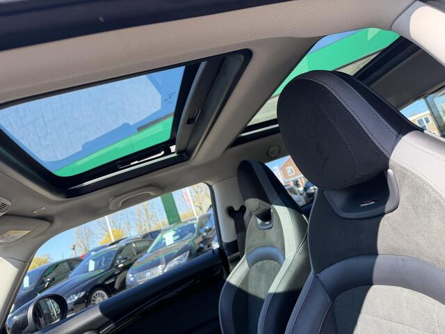 Mini COOPER S Mini 2.0 60 Years Edition AUTOMAAT| PANORAMADAK| NAVIGATIE| AIRCO/ECC| SPORT INTERIEUR| XENON| PARKEERSENSOREN