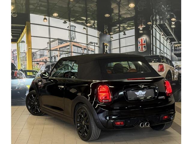 Mini COOPER S 2.0 CHILLI AUT LEDER LED NAVI CarPlay