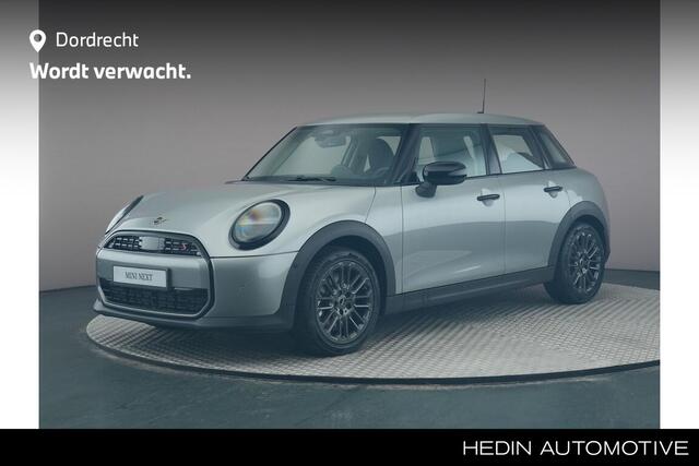Mini COOPER S 5-Deurs 2.0 Essential Apple carplay | Achteruitrijcamera | Cruise control | Sensoren v/a