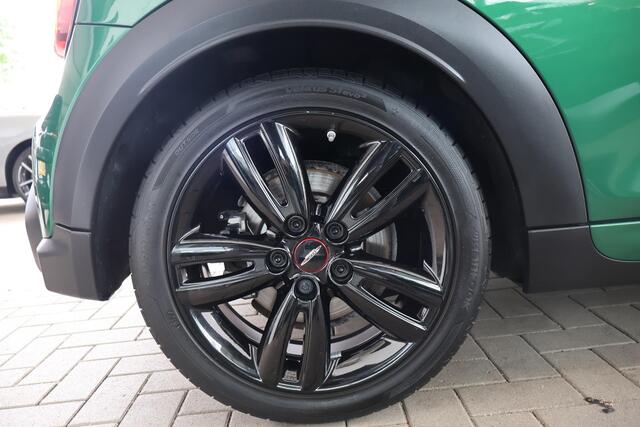 Mini COOPER S 3-Deurs 2.0 Rockingham GT Edition | Harman Kardon | Panorama Dak | Driving Assistant Plus