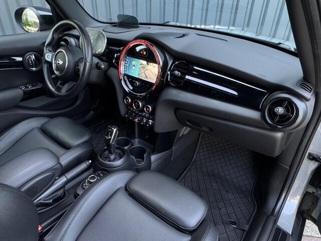 Mini COOPER S 5-Deurs 2.0 Camden Panoramadak, Sfeer