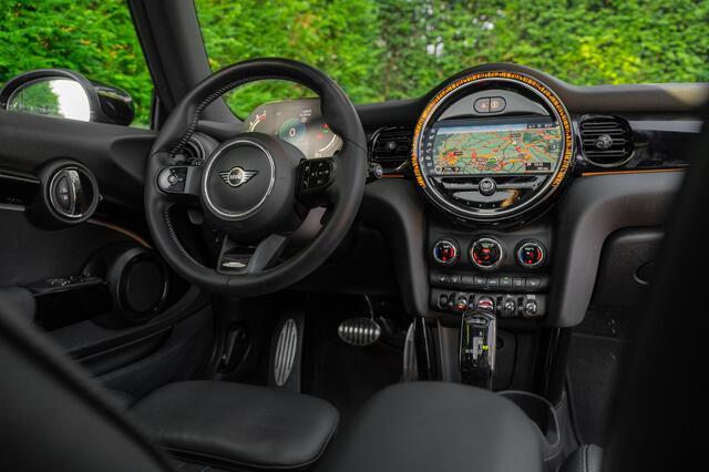 Mini COOPER S 3-Deurs 2.0 Rockingham GT Edition |Pano|JCW|1e.Eig.|Camera