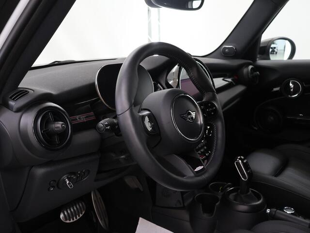 Mini COOPER S 5-Deurs 2.0 Rockingham GT Edition | Panoramadak | Apple Carplay/Android Auto | Cruise control adaptief | Lederen bekleding |