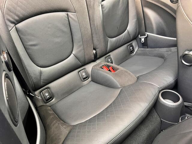 Mini COOPER S Cabrio 2.0 John Cooper Works | Stuurwielverwarming | Leder | 18" | achteruitrijcamera