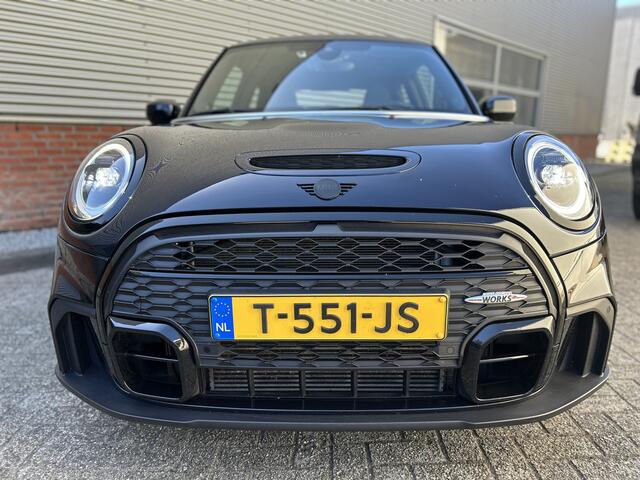 Mini COOPER S 3-Deurs 2.0 Rockingham GT Edition | Automaat | Panoramadak | Stoelverwarming | Camera |