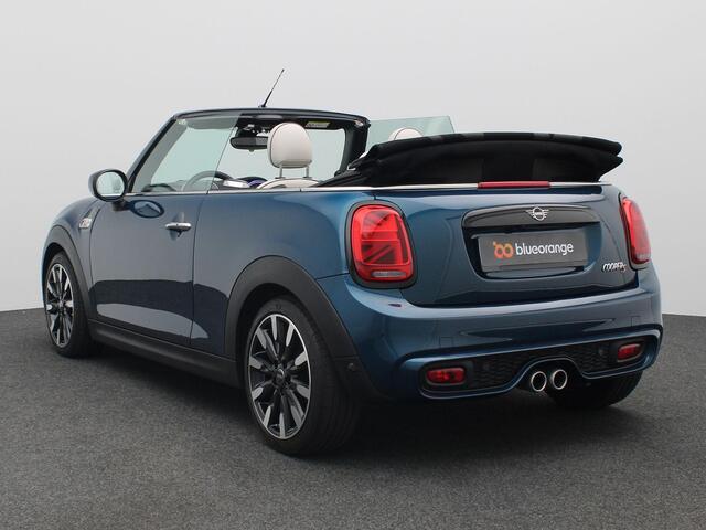 Mini COOPER S Cabrio 2.0 Sidewalk Edition 192 PK Head-up display, Navigatie, PDC v+a, Stoelverwarming, Leder, Camera
