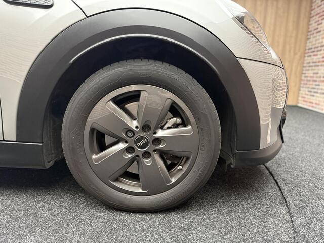Mini COOPER S 2.0 Essential Garantie tot 11-2027 | Dealer | Camera | Stoelverwarming