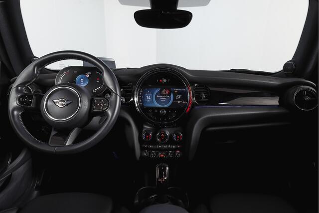 Mini COOPER S 3-Deurs 2.0 | S/K-Panodak | Dig. Cockpit | Stoelverw. | PDC | Camera | NAV + App. Connect | ECC | Harman Kardon | LM 18" |