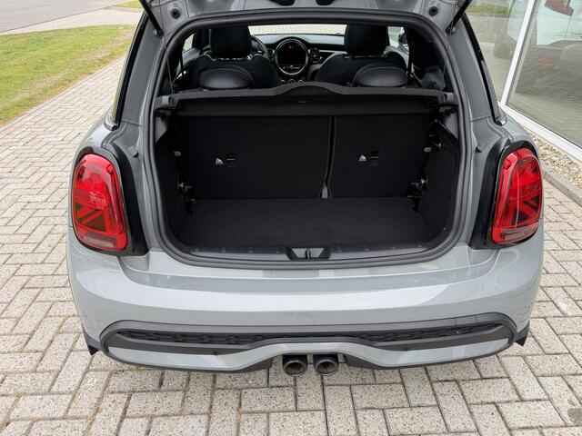 Mini COOPER S 3-Deurs 2.0 Pepper Panorama | Zwart optiek