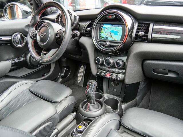 Mini COOPER S 2.0 192PK 5 Deurs John Cooper Works | PANODAK | CAMERA | HARMAN KARDON | JCW |