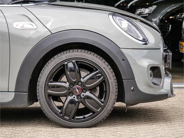 Mini COOPER S 2.0 192PK 5 Deurs John Cooper Works | PANODAK | CAMERA | HARMAN KARDON | JCW |