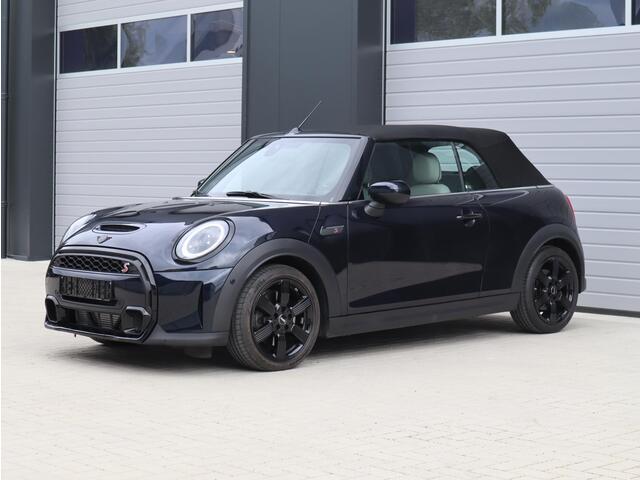 Mini COOPER S Cabrio | H/K | 17inch | Active Cruise | Leer!