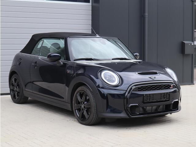 Mini COOPER S Cabrio | H/K | 17inch | Active Cruise | Leer!