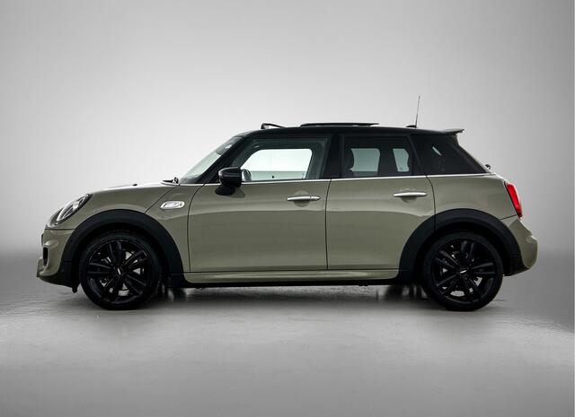 Mini COOPER S Mini 2.0 Hammersmith | Harman/Kardon Audio | Schuidak | Sfeerverlichting | Navigatie | Camera achter | Leder | PDC | Stoelverwarming | Gratis-museum-arrangement