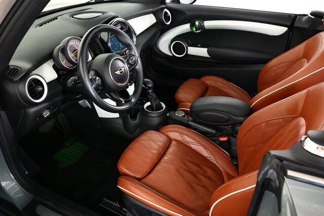 Mini COOPER S Cabrio 2.0 / Leder / Opendak / Navi / Airco