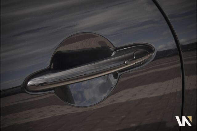 Mini COOPER S Cabrio 2.0 John Cooper Works | Harman-Kardon | Head-Up | Camera | Lederen Sportstoelen | 1e Eig. Dealer O.H.