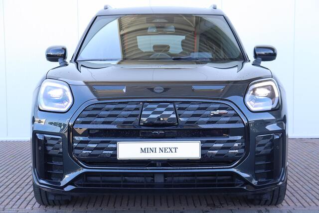 Mini COUNTRYMAN Cooper E JCW trim + Pakket L Navi / Clima / Comfort Access / Pano Dak / Harman Kardon / 360 Camera / PDC / 19'' LM /