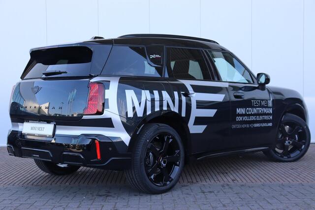 Mini COUNTRYMAN Cooper E JCW trim + Pakket L Navi / Clima / Comfort Access / Pano Dak / Harman Kardon / 360 Camera / PDC / 19'' LM /