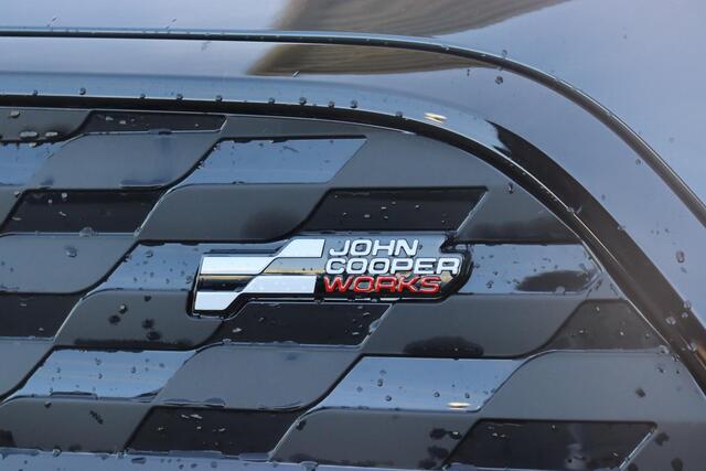 Mini COUNTRYMAN Cooper E JCW trim + Pakket L Navi / Clima / Comfort Access / Pano Dak / Harman Kardon / 360 Camera / PDC / 19'' LM /