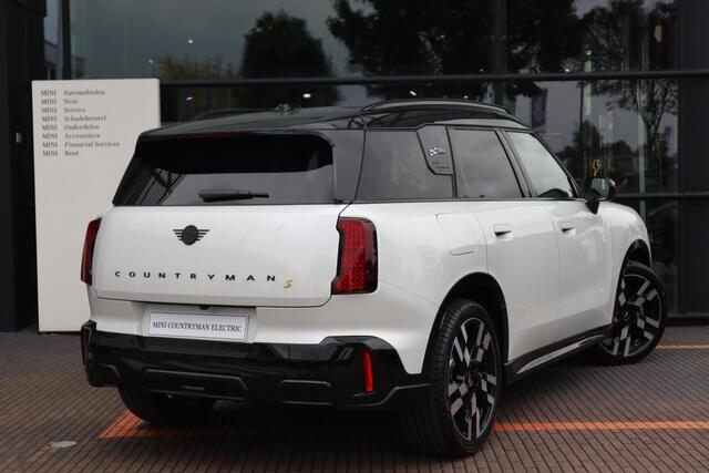 Mini COUNTRYMAN SE John Cooper Works Trim + Package L