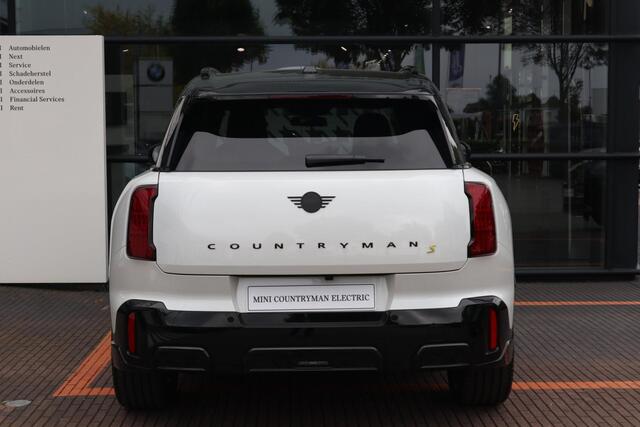 Mini COUNTRYMAN SE John Cooper Works Trim + Package L