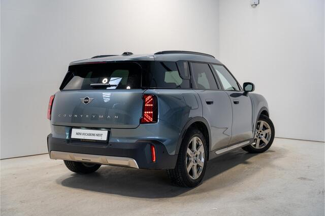 Mini COUNTRYMAN E Favoured | Selections