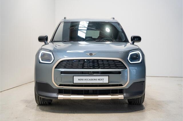 Mini COUNTRYMAN E Favoured | Selections
