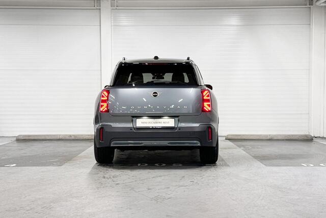 Mini COUNTRYMAN E | Classic Uitvoering | Pakket S | 19"JCW Runway Spoke Jet Black