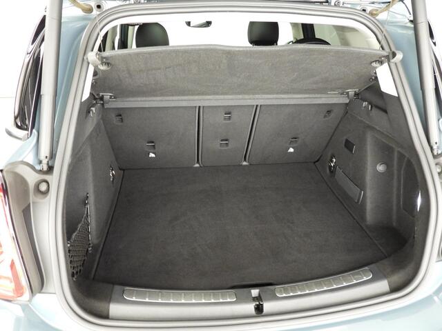 Mini COUNTRYMAN SE All 4 / Panoramadak / PDC / LED / Climate / Cruise Control / Sportstoelen / Alu wielen 18 inch