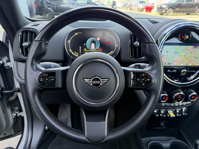 Mini COUNTRYMAN 2.0 Cooper SE ALL4 Pano/Leder/Camera