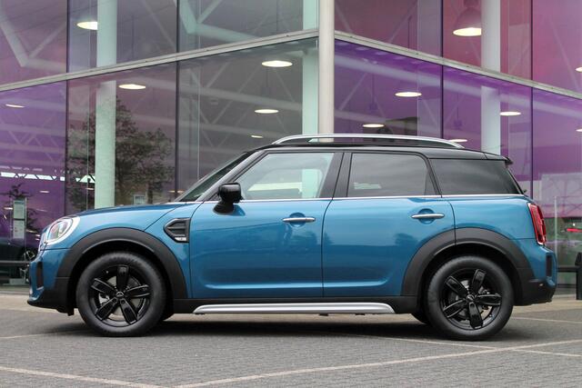 Mini COUNTRYMAN Cooper Classic Automaat / Premium Pakket / Achteruitrijcamera / Comfort Access / LED / Comfortstoelen / Stoelverwarming
