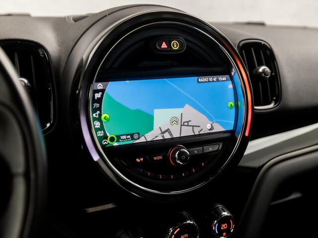 Mini COUNTRYMAN Mini 2.0 Cooper S Chili 192Pk Automaat (GROOT NAVI, CLIMATE, LEDER, STOELVERWARMING, SPORTSTOELEN, LED KOPLAMPEN, ZWART HEMEL, CRUISE, NIEUWE APK, NIEUWSTAAT)
