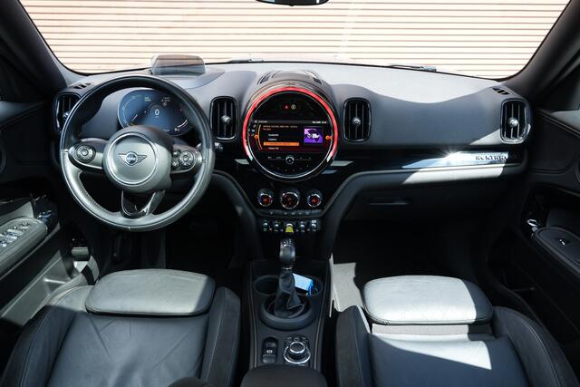 Mini COUNTRYMAN Mini 2.0 Cooper S E ALL4 Northwood Edition | Panoramadak | Camera | Leder | Head-Up Display |