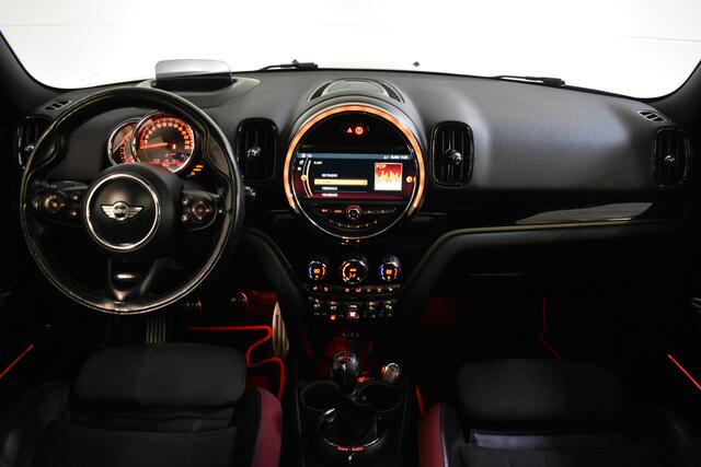 Mini COUNTRYMAN Mini 2.0 230PK John Cooper Works ALL4 Chili LEDER/HEADUP/PANORAMADAK