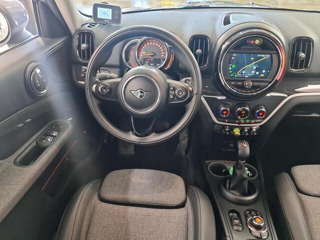 Mini COUNTRYMAN Mini 2.0 Cooper S E ALL4 Salt Carplay | Keyless | Navi | 2 Laad Kabels | Cruise | LED | PDC | | NL-Auto