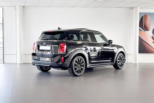 Mini COUNTRYMAN Cooper S E ALL4 | Glazen Panoramadak | Head-up display | Comfort Access | Achteruitrijcamera |