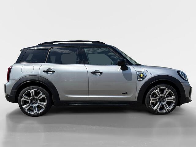 Mini COUNTRYMAN Mini 2.0 Cooper S E ALL4 MINI Yours | PANO | HARMAN KARDON | ADAPT. CRUISE | CAMERA |