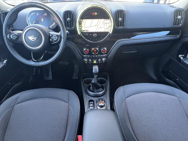 Mini COUNTRYMAN Mini Cooper S E ALL4 Navigatie Led Koplampen Carplay Stoelverwarming 17 Inch Velgen Clima + Cruise Control Parkeersensoren V+A DAB PHEV Plug in Hybride