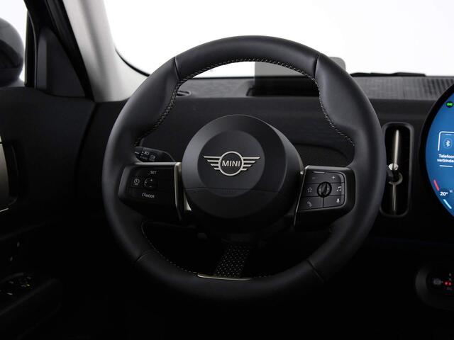 Mini COUNTRYMAN C Classic Pakket M Plus | Head-Up | Stoelverwarming | Comfort Access | Achteruitrijcamera |