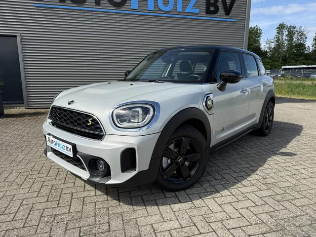 Mini COUNTRYMAN Mini 2.0 Cooper S E ALL4 Classic Wit PDC LED Cruise Control Climate Control DAB