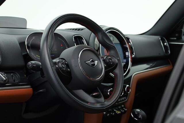 Mini COUNTRYMAN Mini 2.0 Cooper S E ALL4 JCW | Pano | HUD | Harman Kardon | Elek. Stoelen | Adapt. Cruise | Apple CarPlay