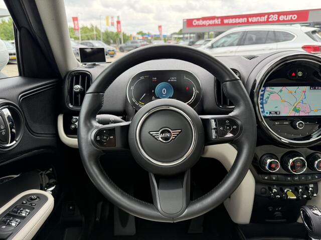 Mini COUNTRYMAN Mini 2.0 Cooper S E ALL4 Classic LED Leer PDC Carplay Panoramadak 18 Inch DAB