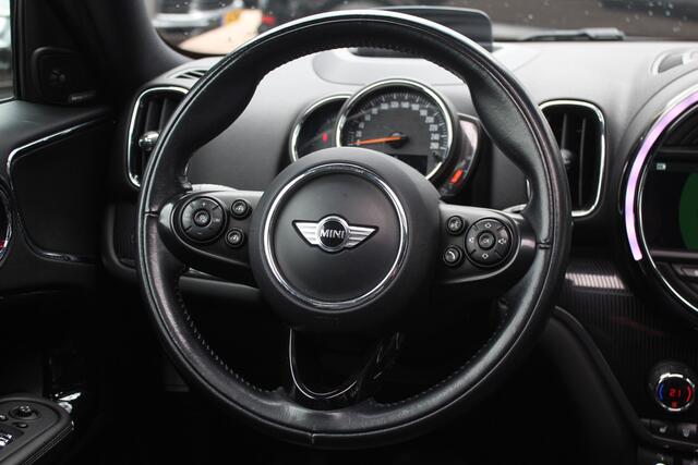 Mini COUNTRYMAN Mini 2.0 Cooper S E ALL4 Chili / Panoramadak / Camera / Head-up / 19'' / Leder / Navigatie / Stoelverwarming / DAB / Cruise Control